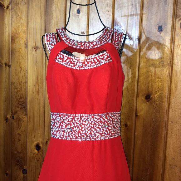 A line red haltered keyhole beaded ruched chiffon prom dress with slit XS/2 - Picture 8 of 17